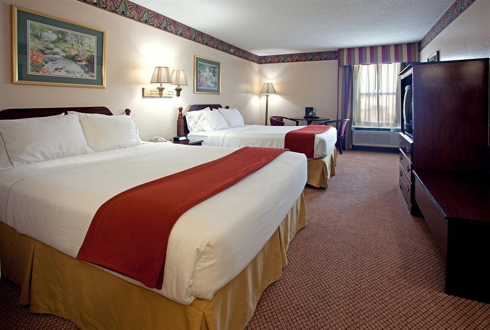 Quality Inn & Suites Clemmons I-40 Oda fotoğraf