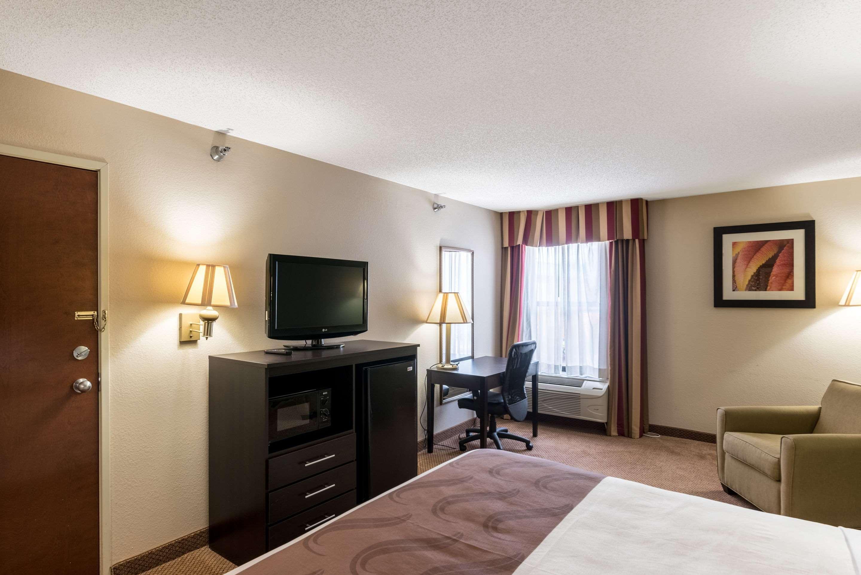 Quality Inn & Suites Clemmons I-40 Dış mekan fotoğraf