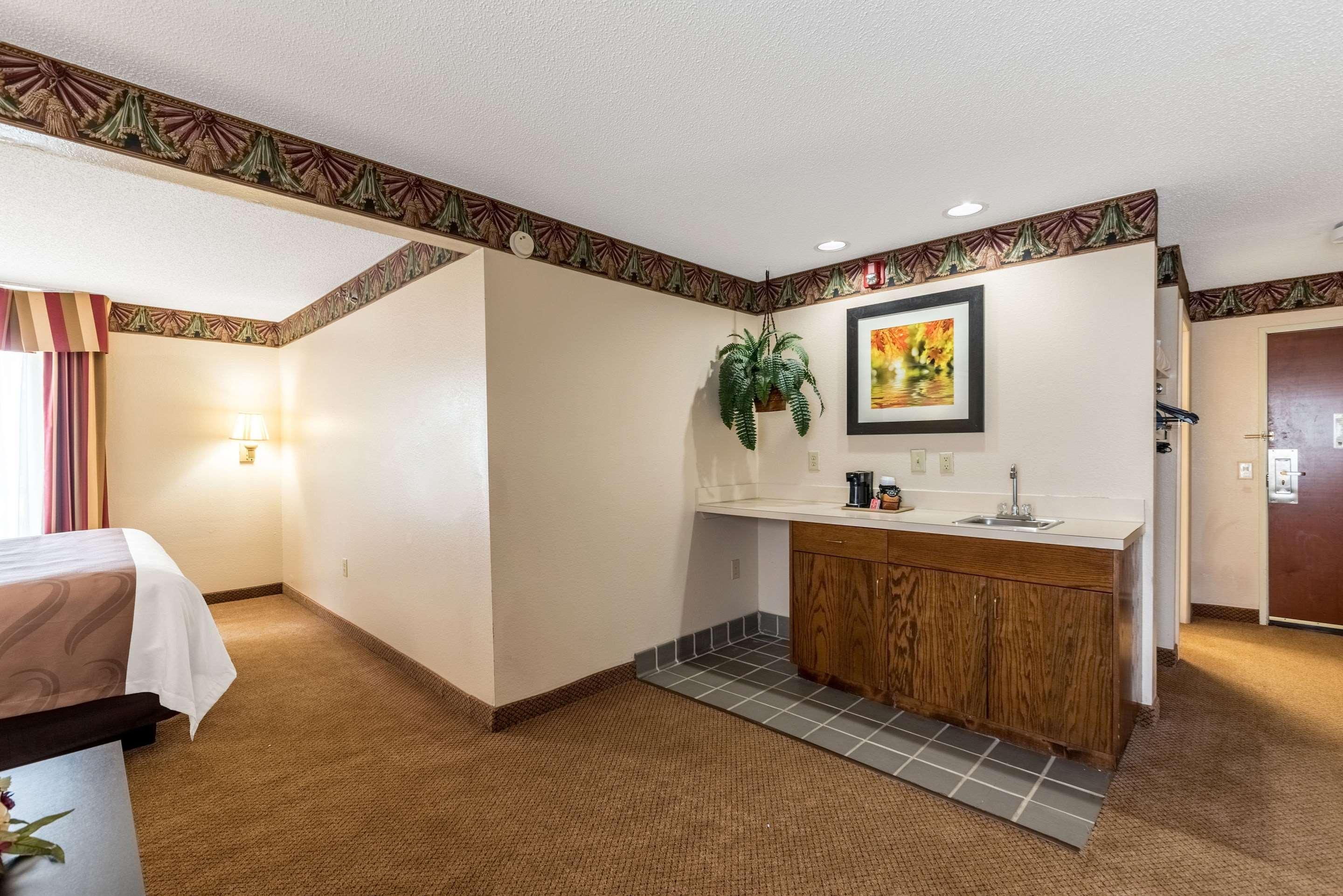 Quality Inn & Suites Clemmons I-40 Dış mekan fotoğraf