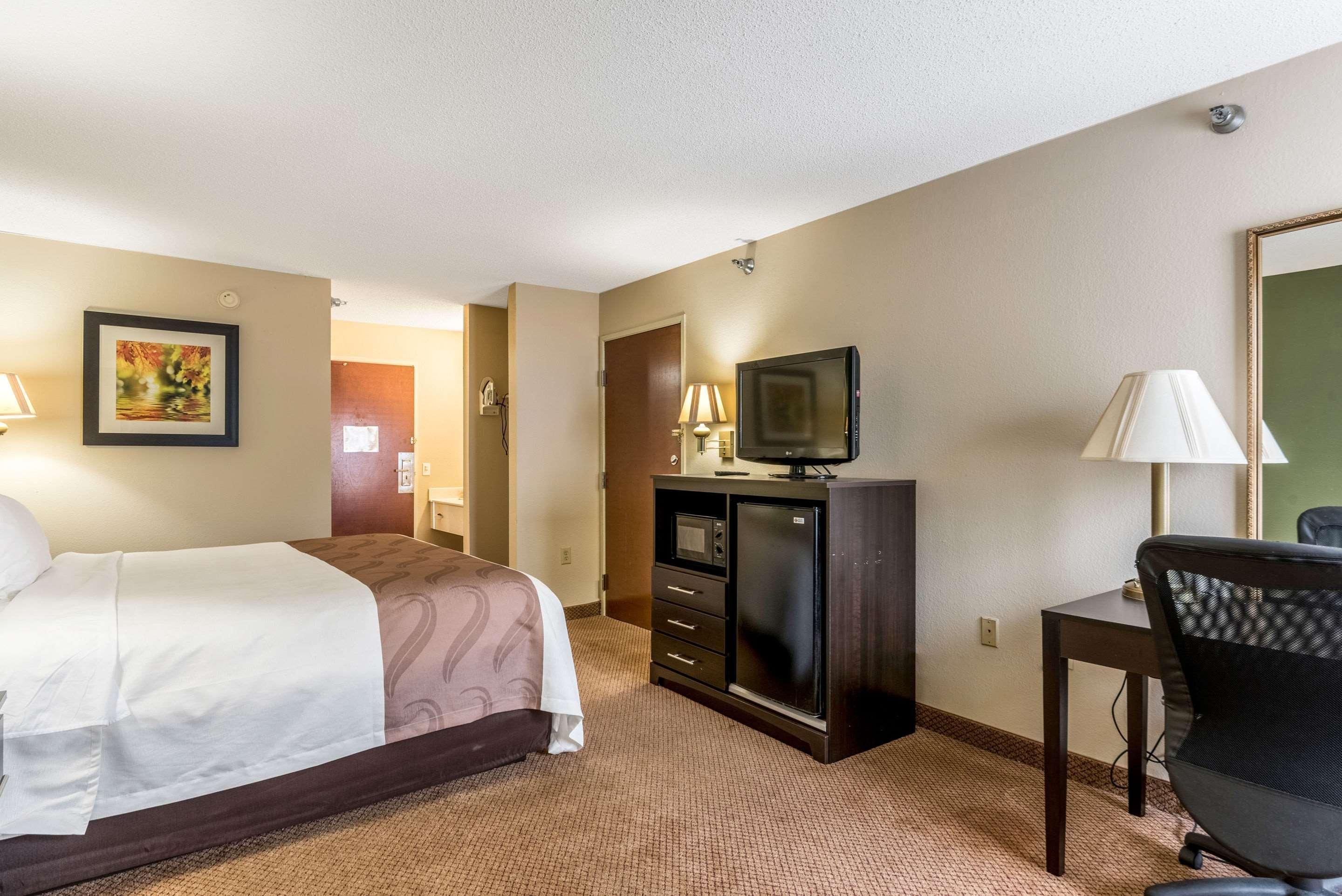 Quality Inn & Suites Clemmons I-40 Dış mekan fotoğraf