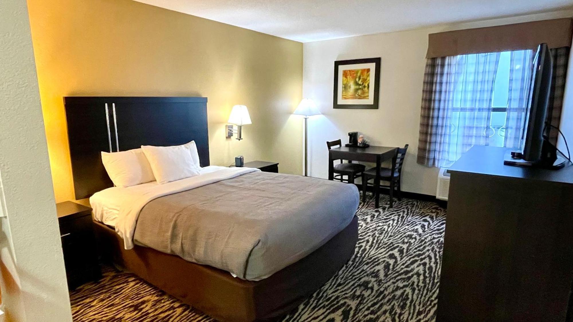 Quality Inn & Suites Clemmons I-40 Dış mekan fotoğraf