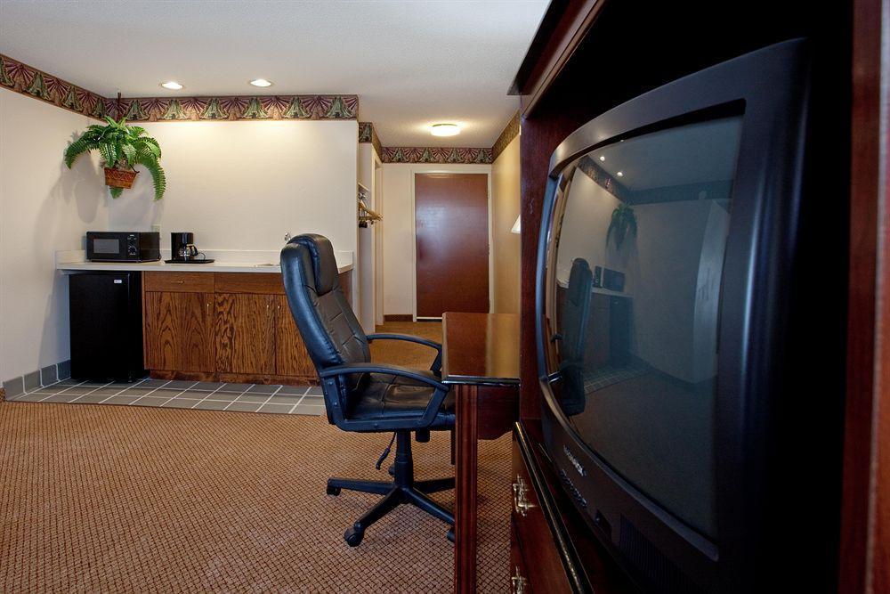 Quality Inn & Suites Clemmons I-40 İç mekan fotoğraf